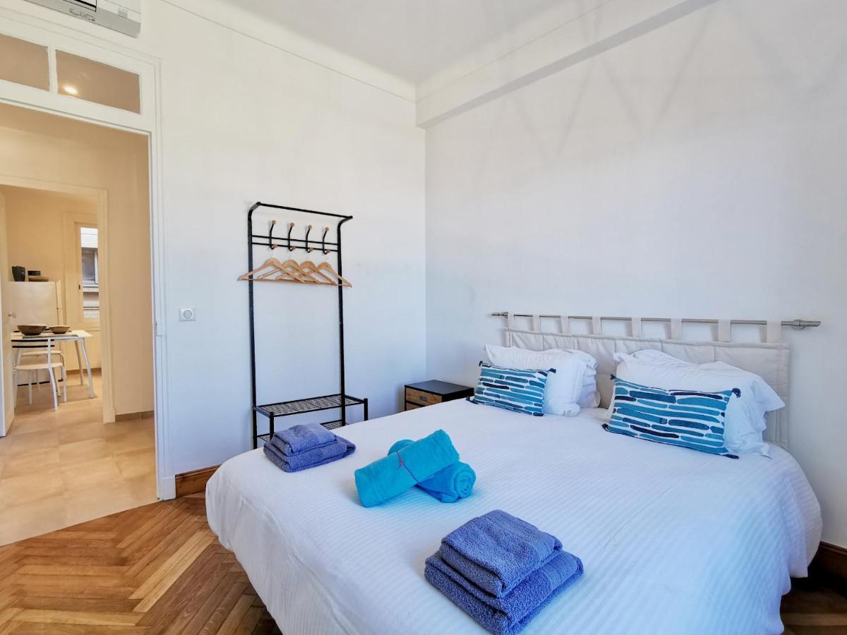 Le Foch2 By Booking Guys Villefranche-sur-Mer Luaran gambar